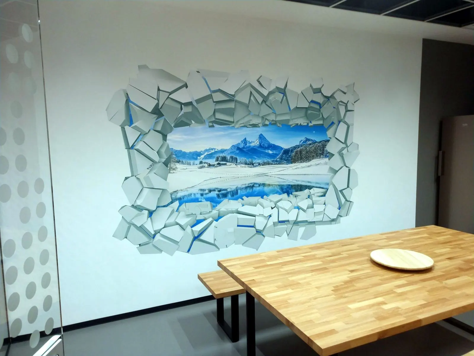 Amenajare birouri Hervis — imagine 1