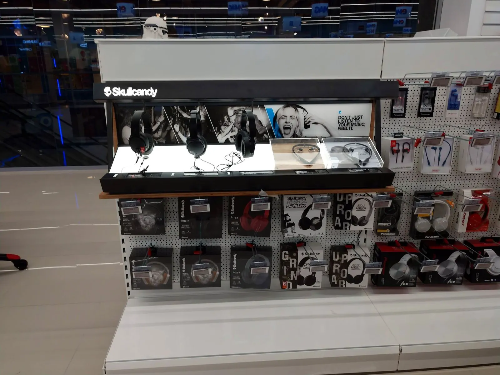 Display Skullcandy — imagine 1