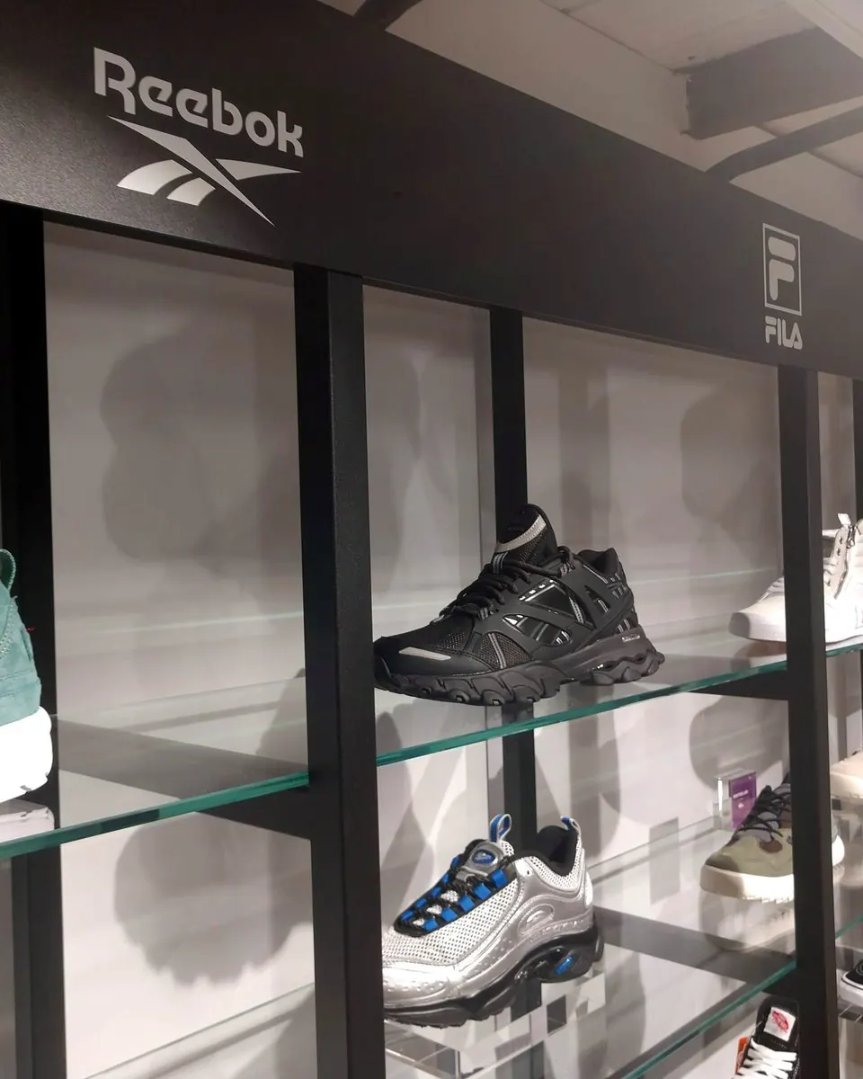 Mobilier magazin Footshop — Footshop